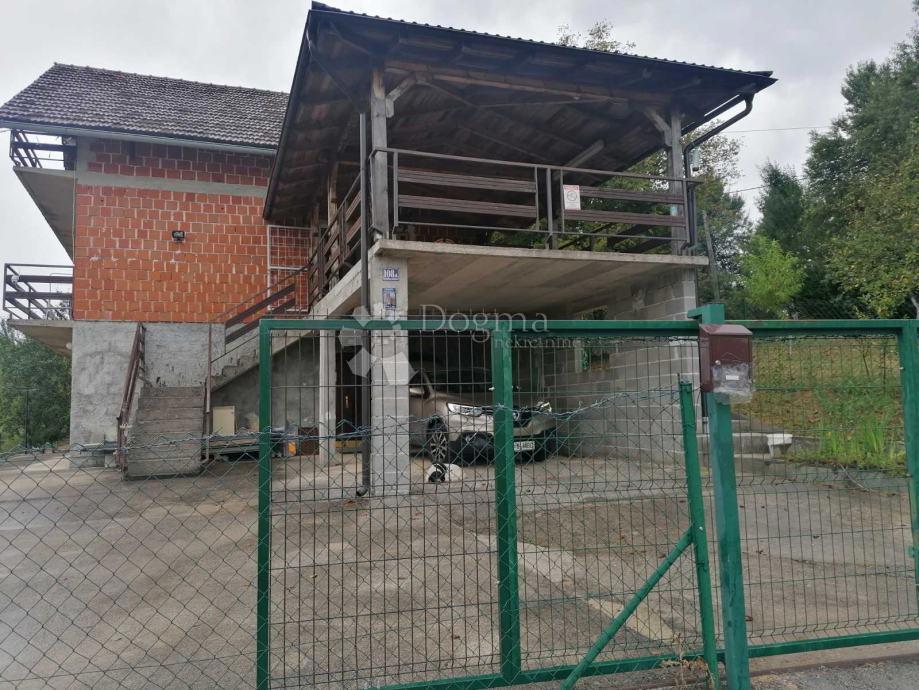 Hiša Gornja Glina, Slunj, 160m2