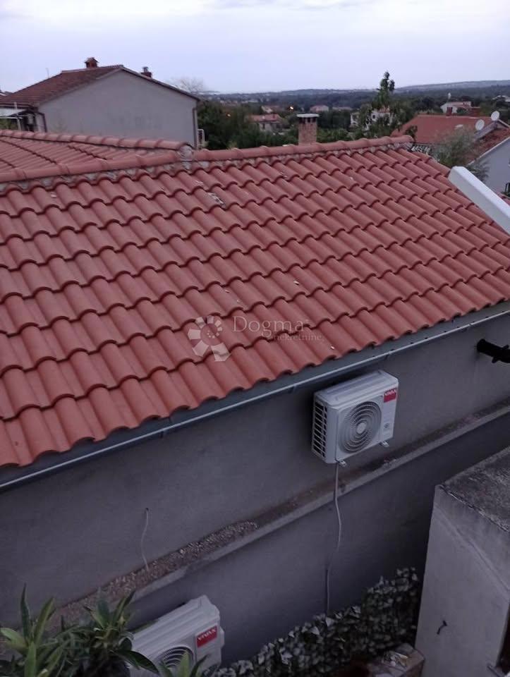 Hiša Veli vrh, Pula, 90m2