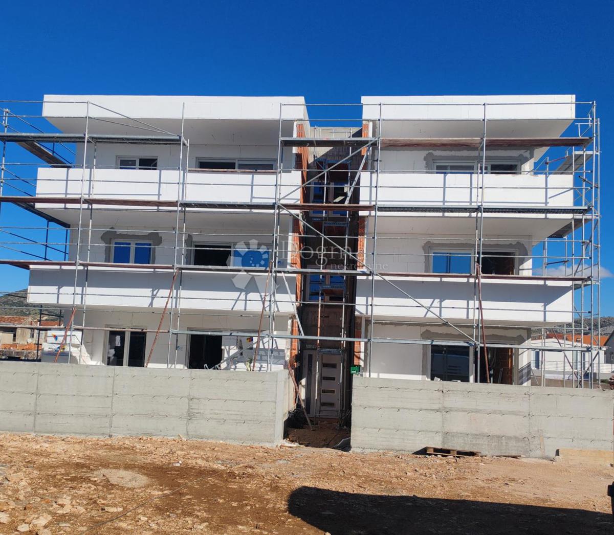 Stanovanje Donje Ražine, Šibenik, 91,50m2