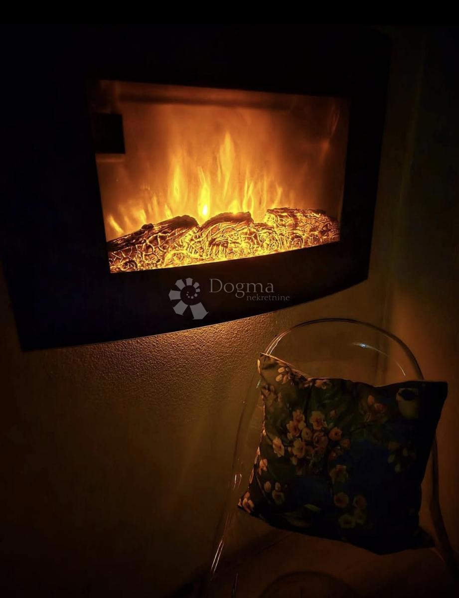 Hiša Kaštel Lukšić, Kaštela, 68m2