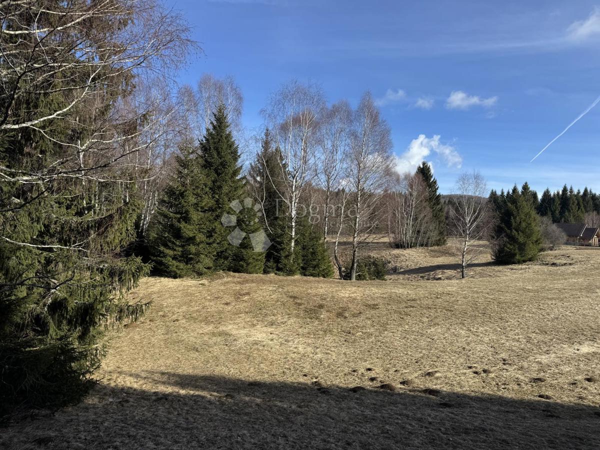 Zazidljivo zemljišče Hlevci, Skrad, 4.193m2