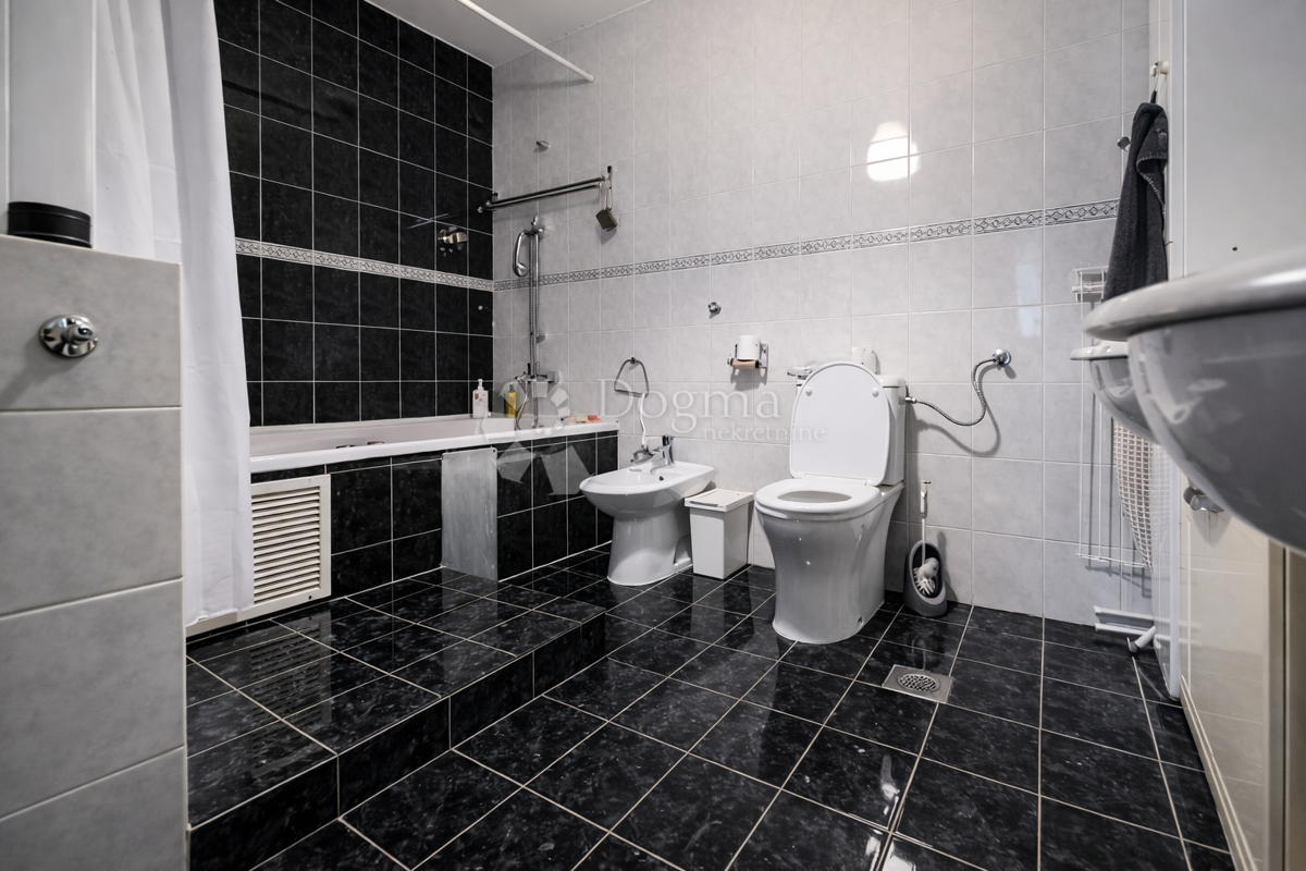 Stanovanje Trešnjevka, Trešnjevka - Sjever, 172,50m2