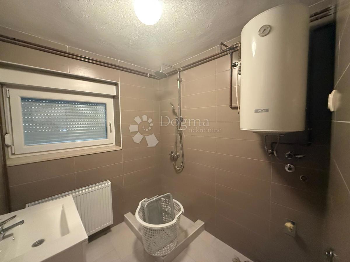 Stanovanje Lički Osik, Gospić - Okolica, 67m2