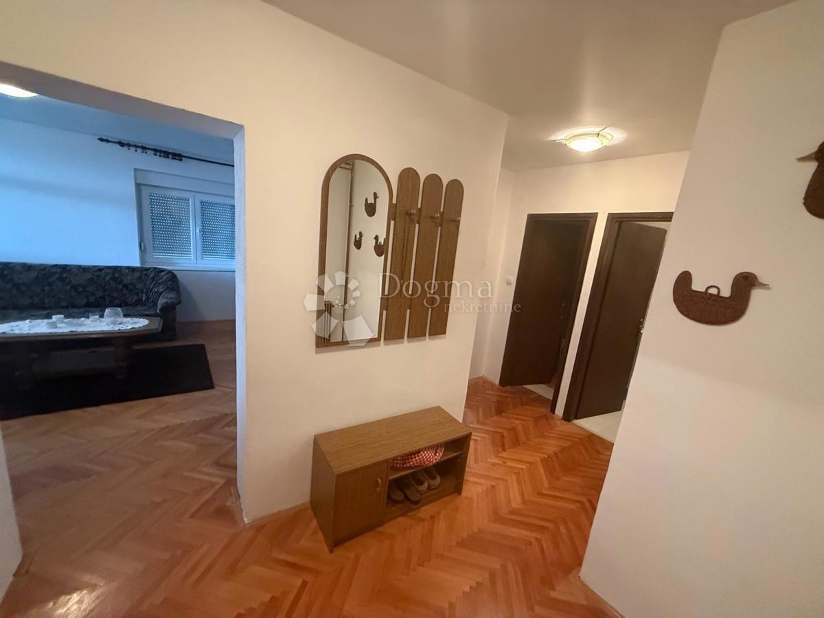 Stanovanje Lički Osik, Gospić - Okolica, 67m2