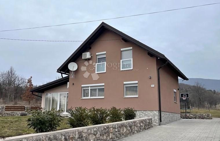 Hiša Otočac, 120m2