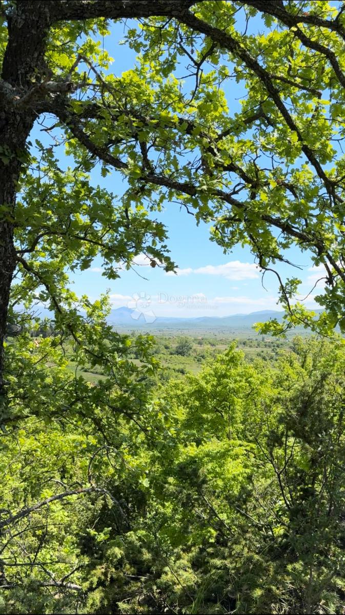 Kmetijsko zemljišče Drniš, 60,99m2