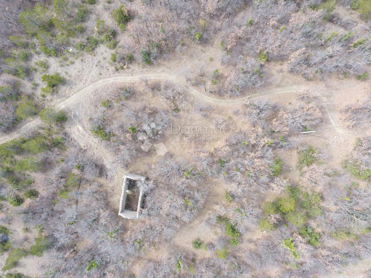 Kmetijsko zemljišče Drniš, 60,99m2