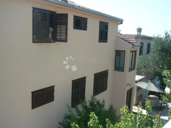 Hiša Podgora, 295m2