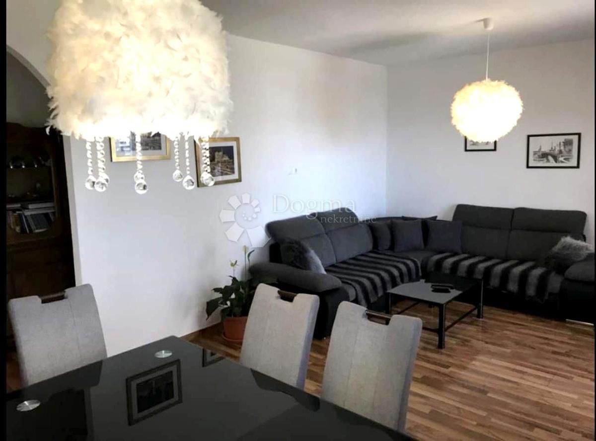 Hiša Podgora, 295m2