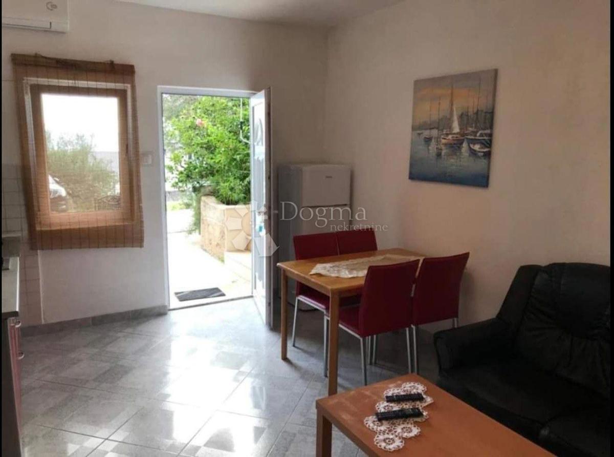 Hiša Podgora, 295m2