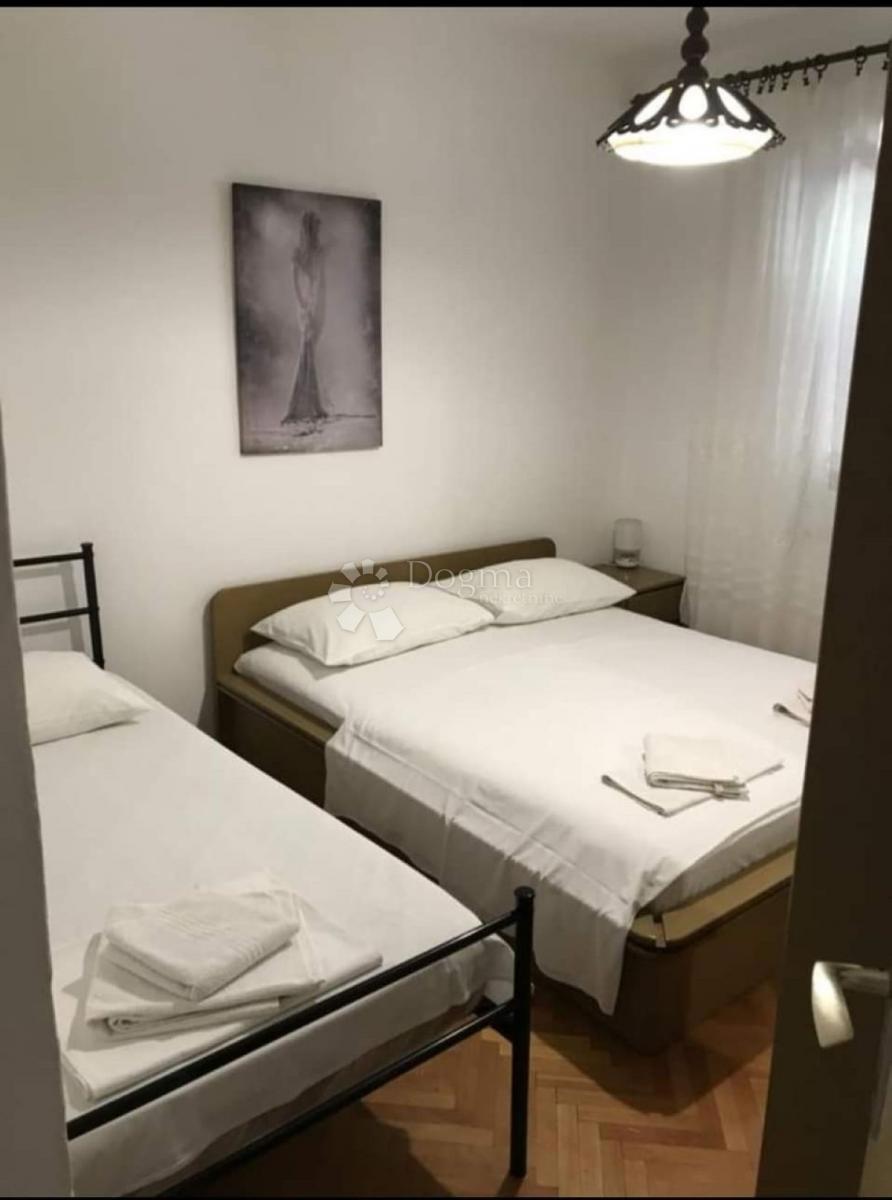 Hiša Podgora, 295m2