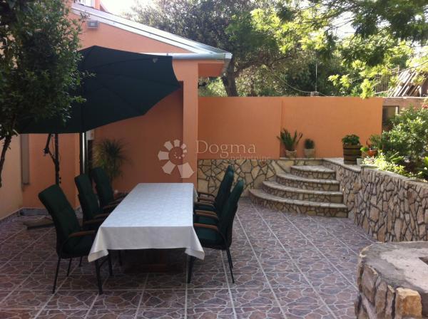 Hiša Podgora, 295m2