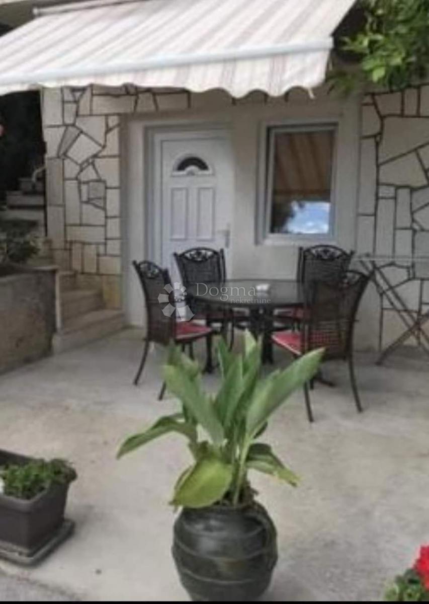 Hiša Podgora, 295m2