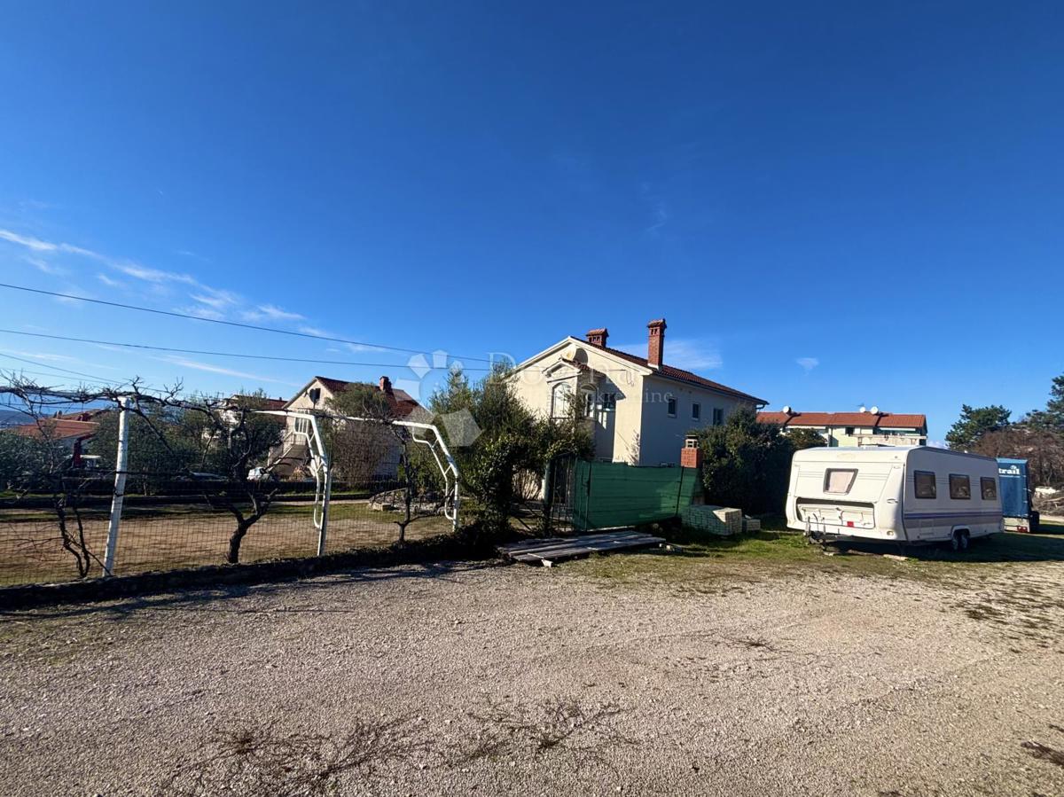 Zazidljivo zemljišče Malinska, Malinska-Dubašnica, 2.000m2