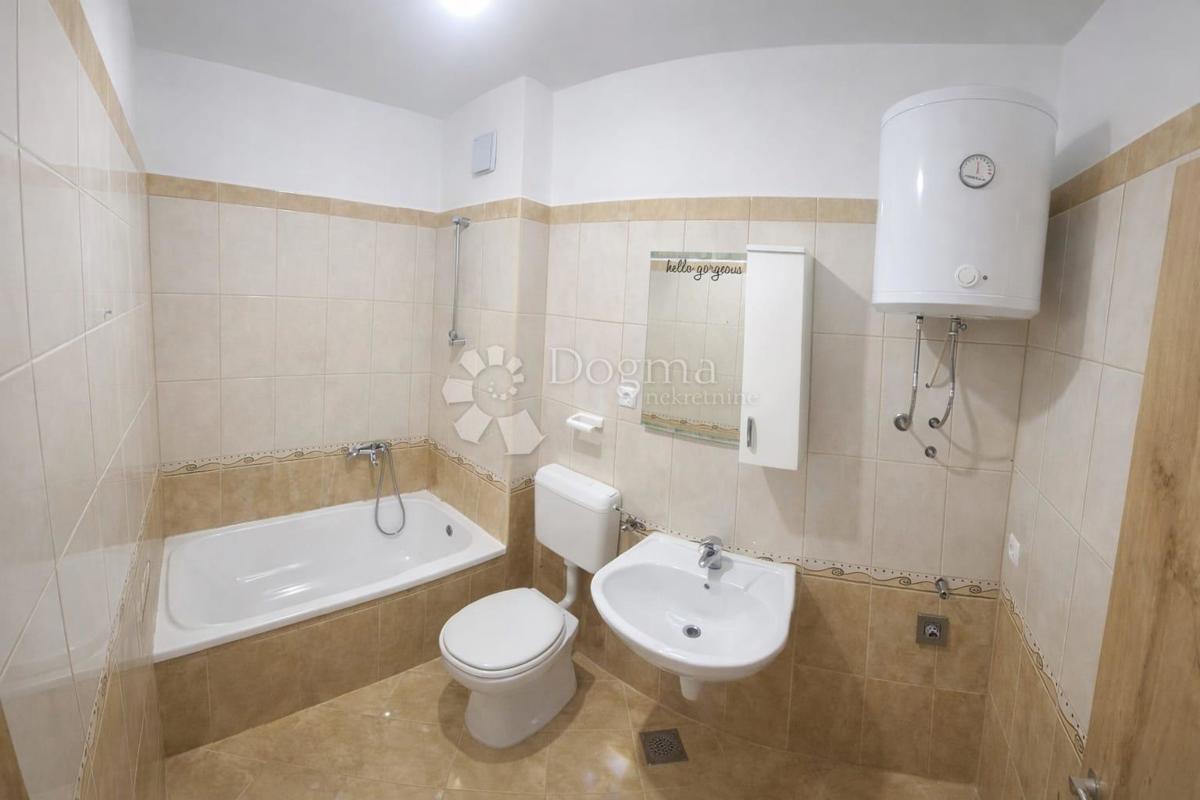 Stanovanje Kaštel Kambelovac, Kaštela, 58m2