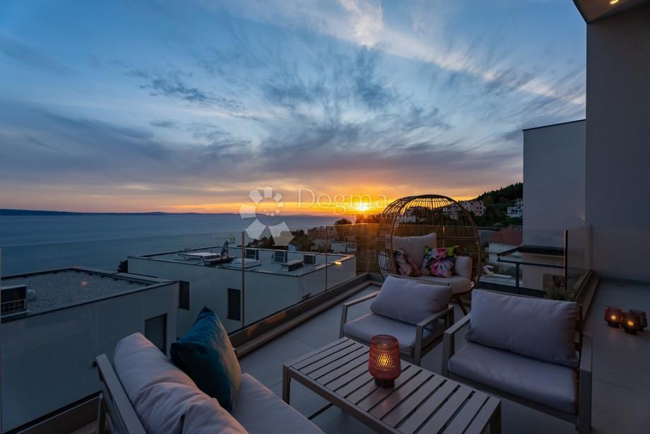 Hiša Jesenice, Dugi Rat, 254m2