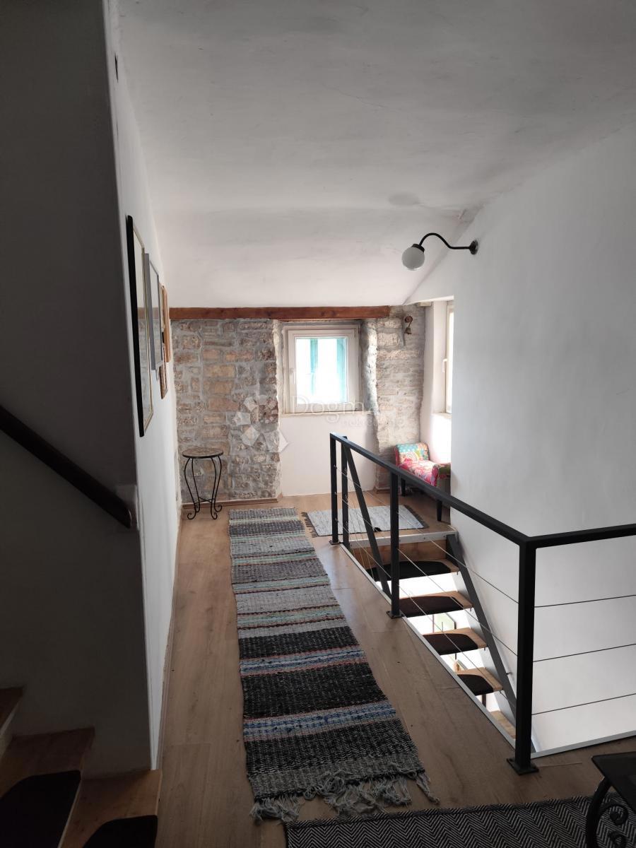 Stanovanje Dolac, Šibenik, 150m2