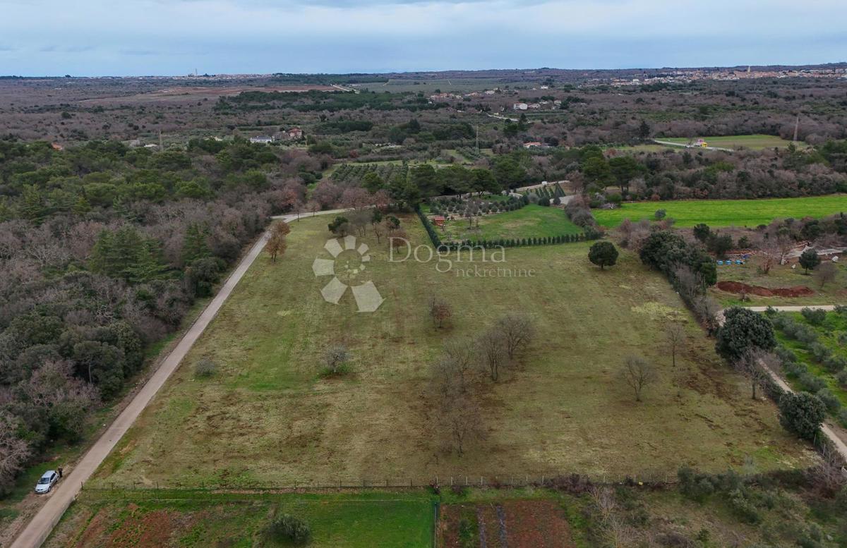 Zazidljivo zemljišče Galižana, Vodnjan, 20.512m2