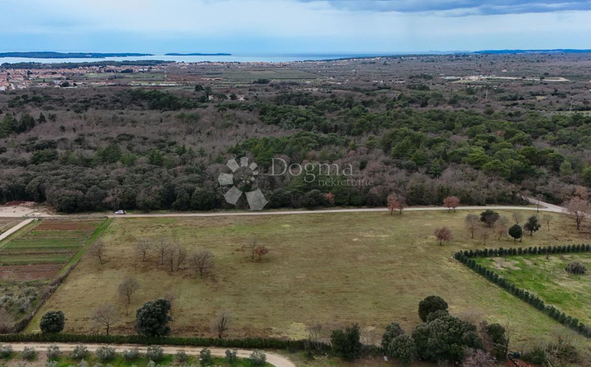 Zazidljivo zemljišče Galižana, Vodnjan, 20.512m2
