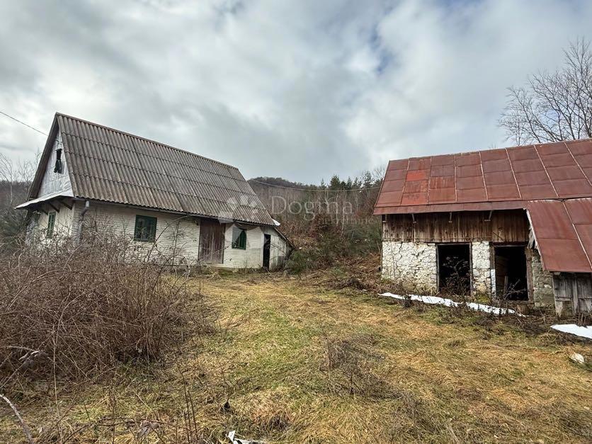 Hiša Donje Pazarište, Gospić - Okolica, 100m2