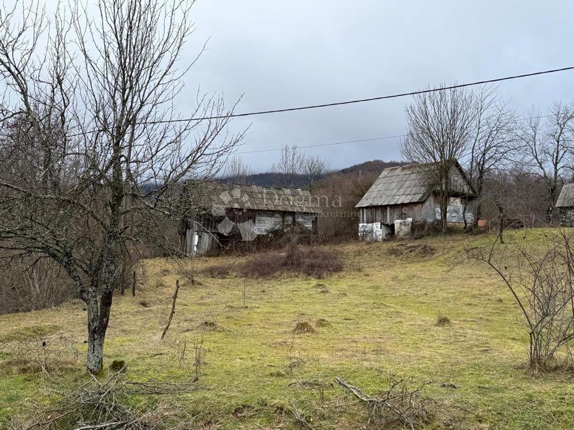Hiša Donje Pazarište, Gospić - Okolica, 100m2