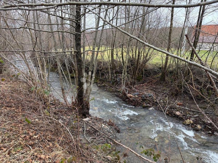 Hiša Donje Pazarište, Gospić - Okolica, 100m2