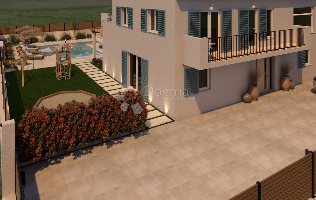 Hiša Crno, Zadar, 230m2