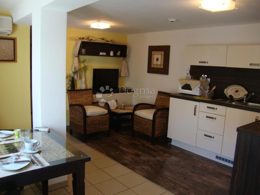 Hiša Novi Vinodolski, 262m2