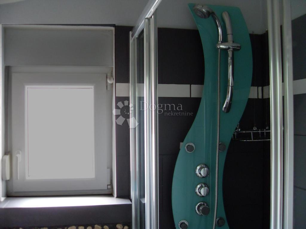 Hiša Novi Vinodolski, 262m2