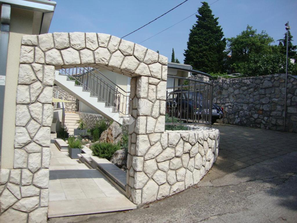 Hiša Novi Vinodolski, 262m2