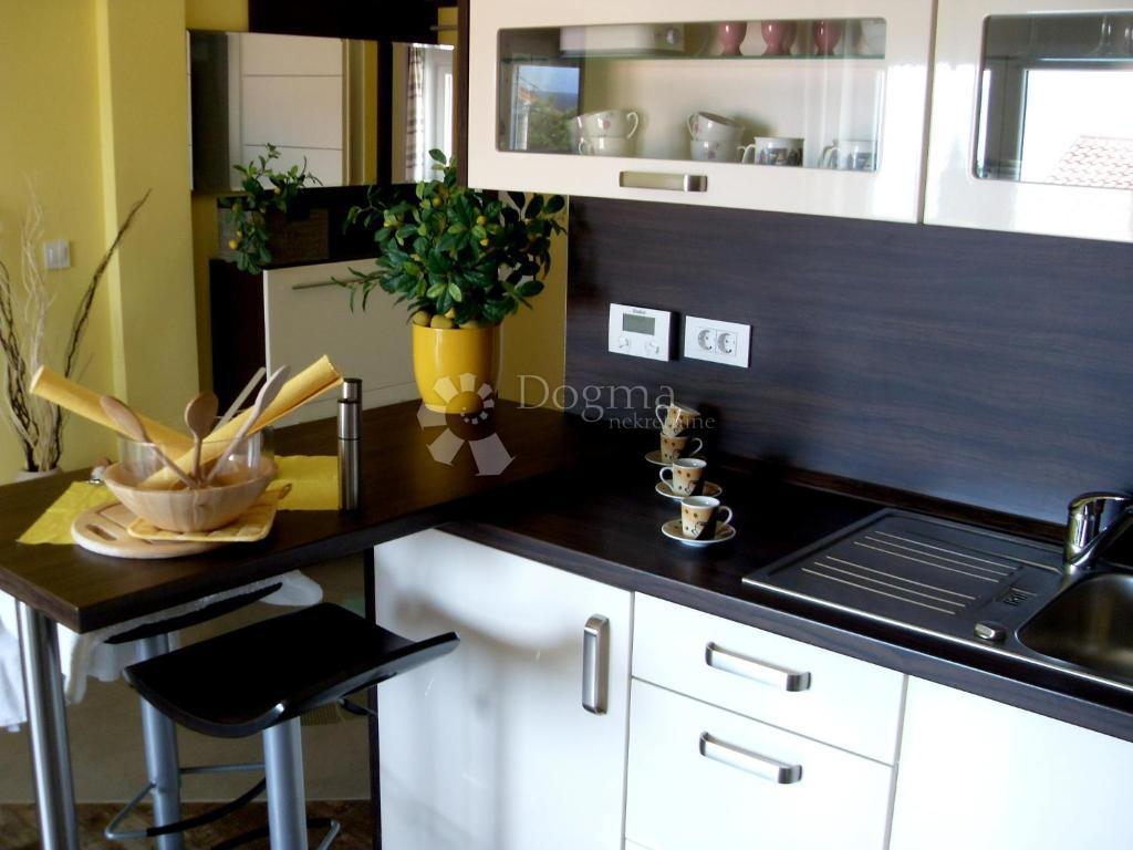 Hiša Novi Vinodolski, 262m2