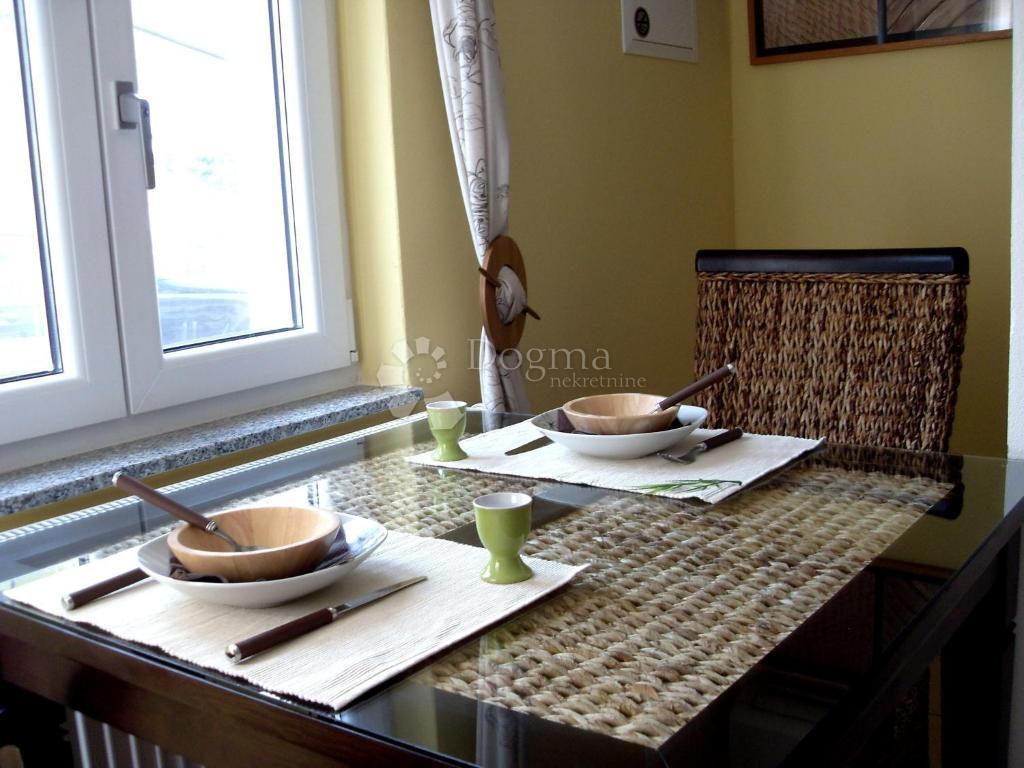 Hiša Novi Vinodolski, 262m2