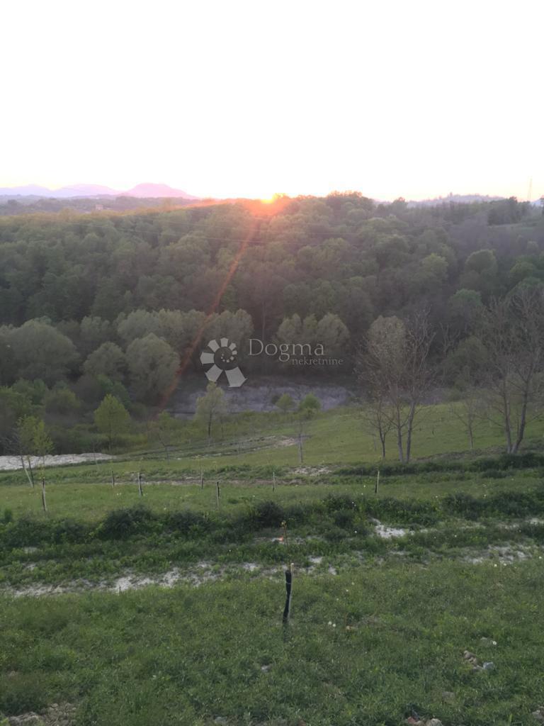 Zazidljivo zemljišče Velika Erpenja, Veliko Trgovišće, 8.518m2