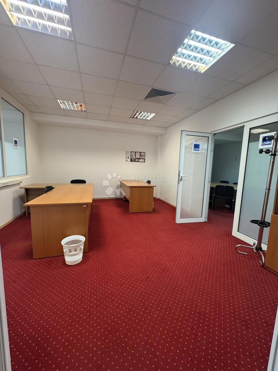 Poslovni prostor Škurinje, Rijeka, 325m2