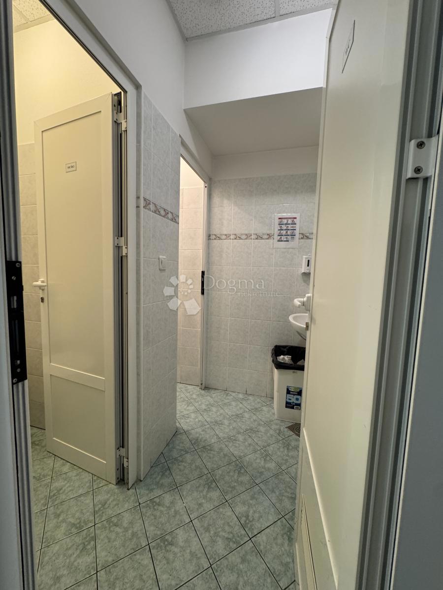 Poslovni prostor Škurinje, Rijeka, 325m2