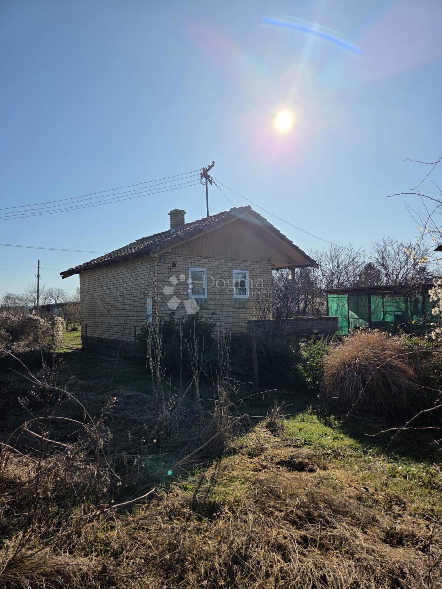 Hiša Dalj, Erdut, 48m2