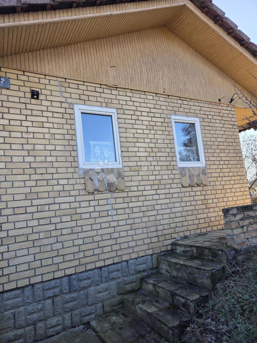 Hiša Dalj, Erdut, 48m2