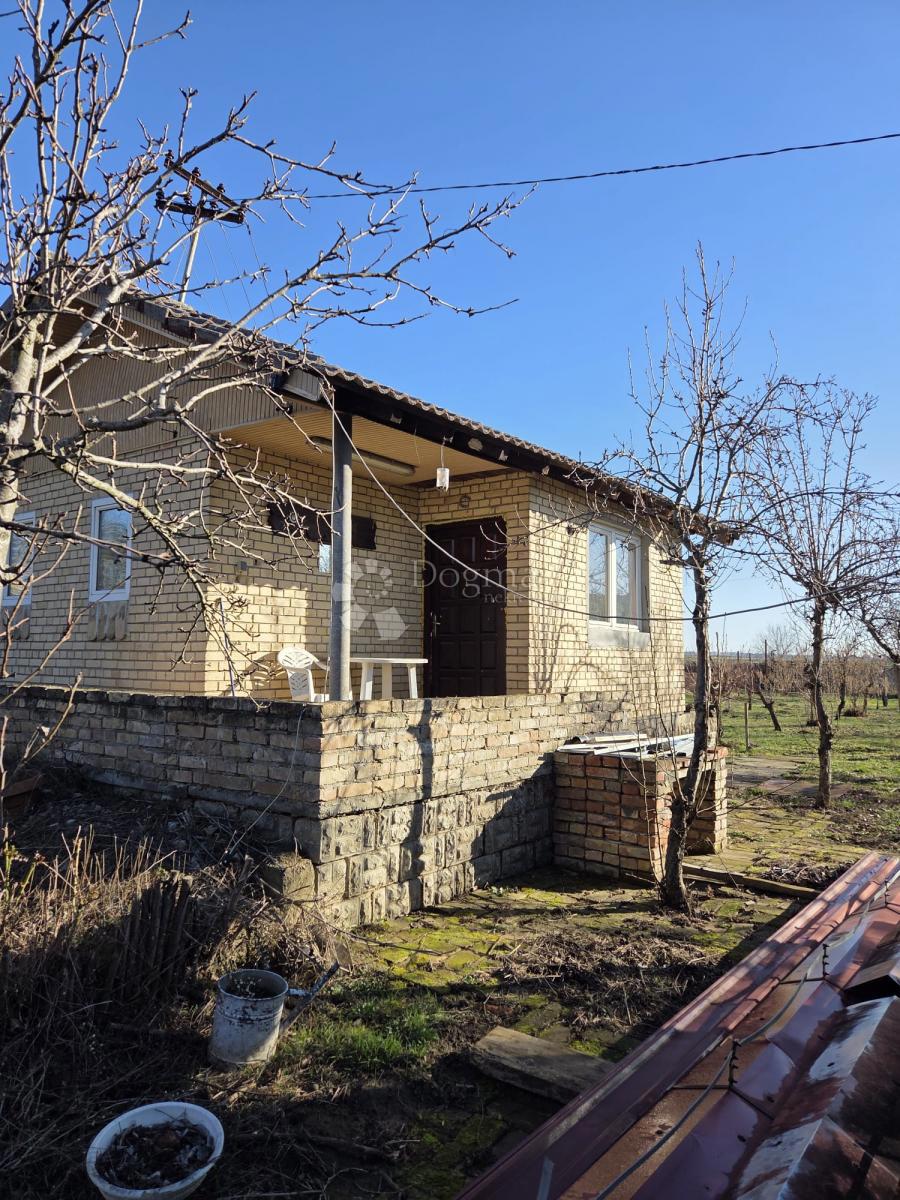 Hiša Dalj, Erdut, 48m2