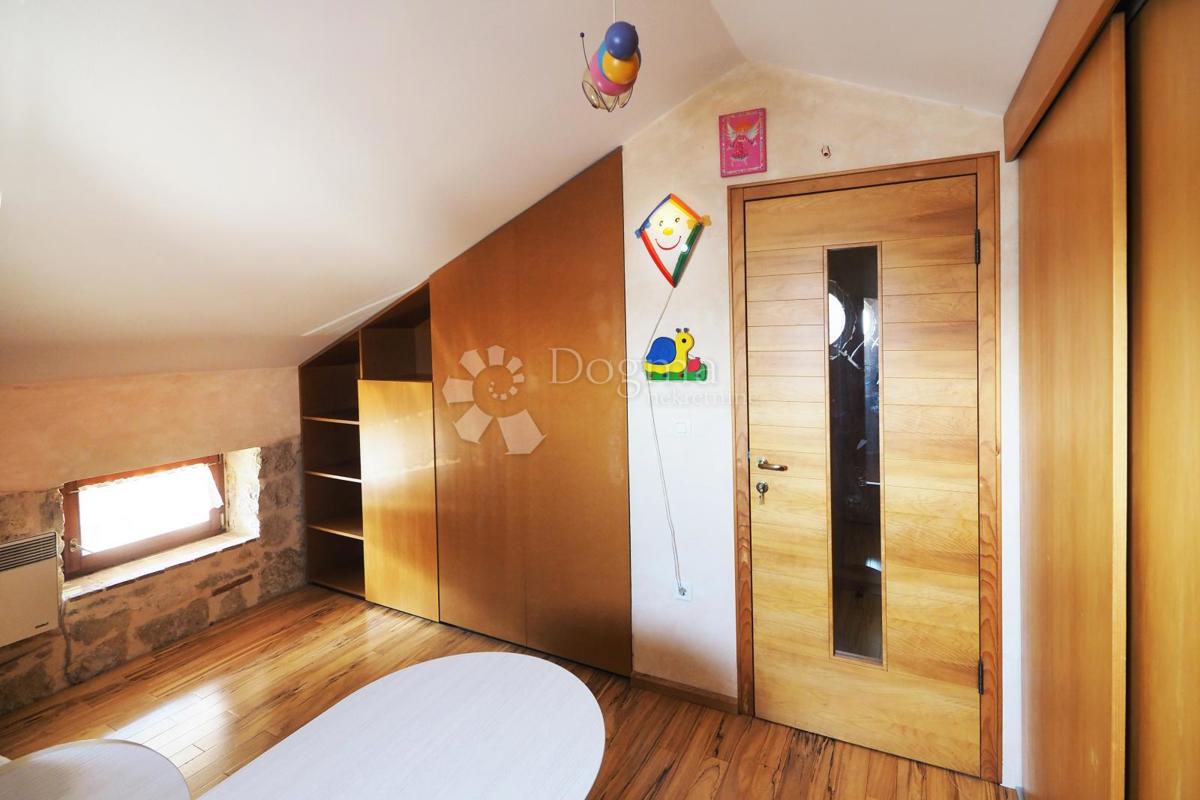 Hiša Funtana, 175m2