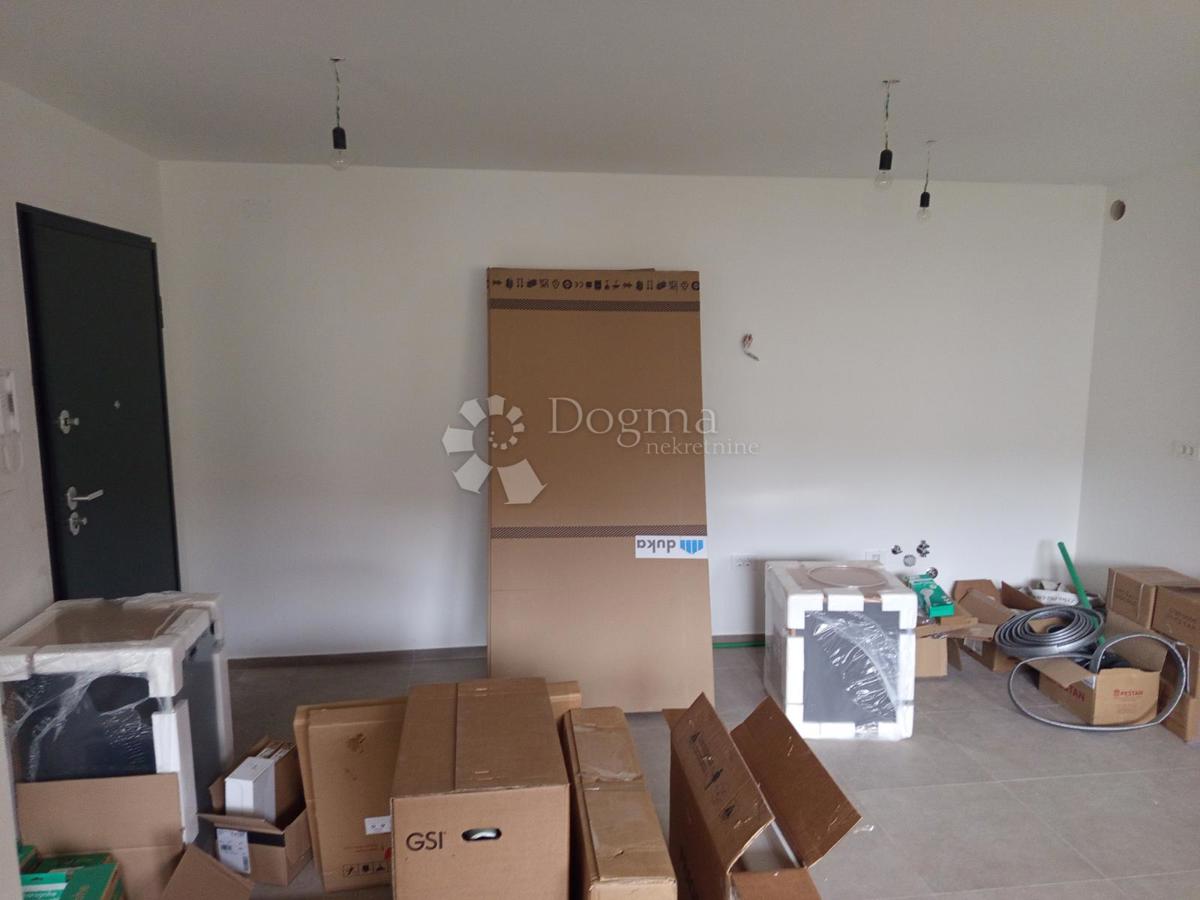 Stanovanje Centar, Pula, 54m2