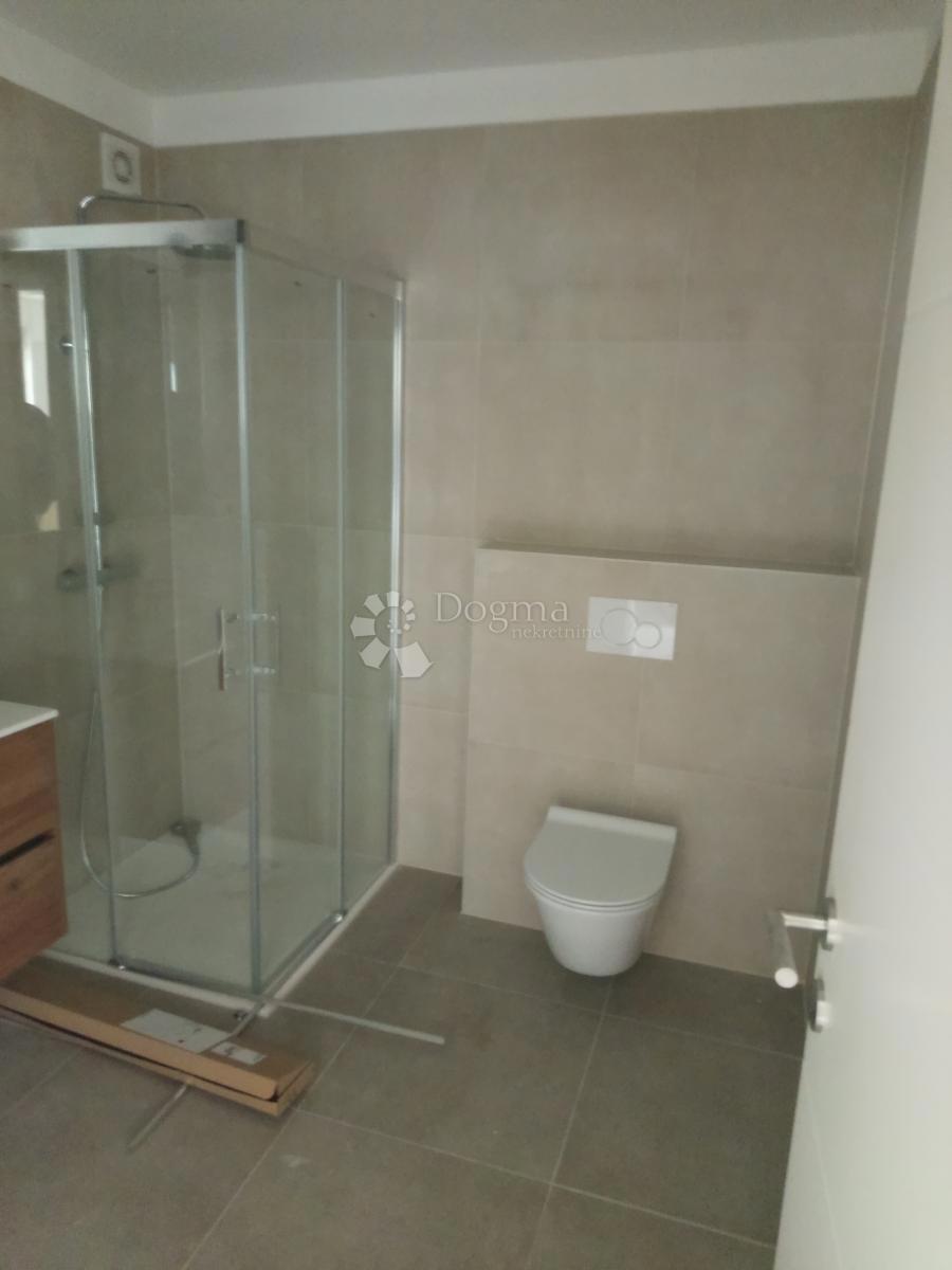 Stanovanje Centar, Pula, 54m2