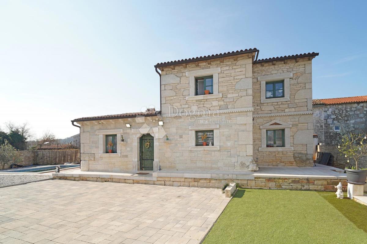 Hiša Valkarin, Poreč, 189m2