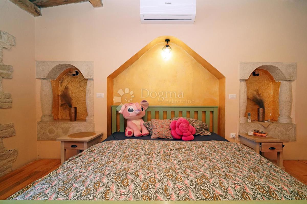 Hiša Valkarin, Poreč, 189m2