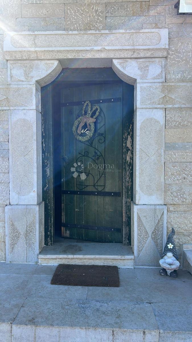 Hiša Valkarin, Poreč, 189m2