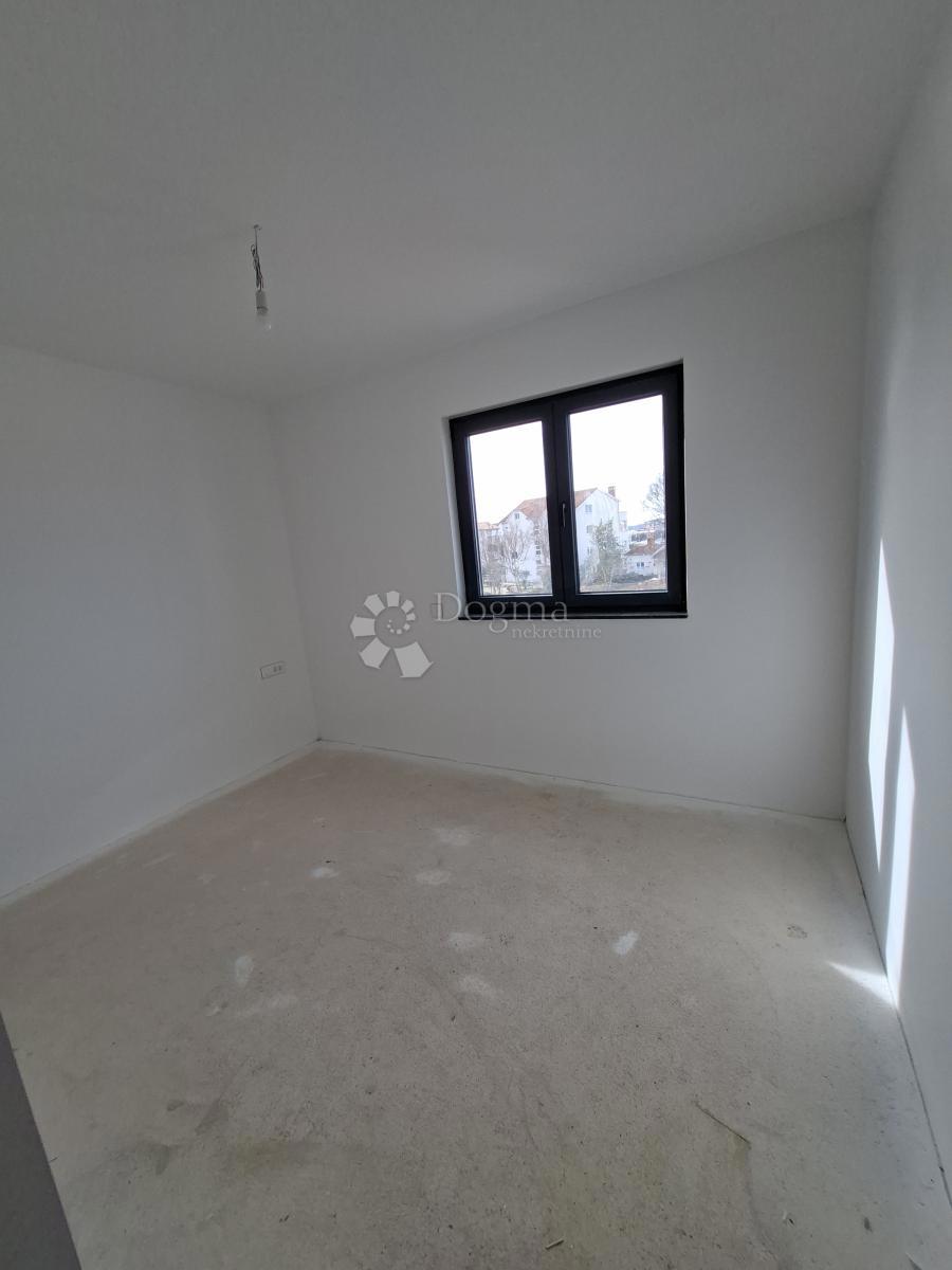 Stanovanje Crvene kuće, Zadar, 79,21m2