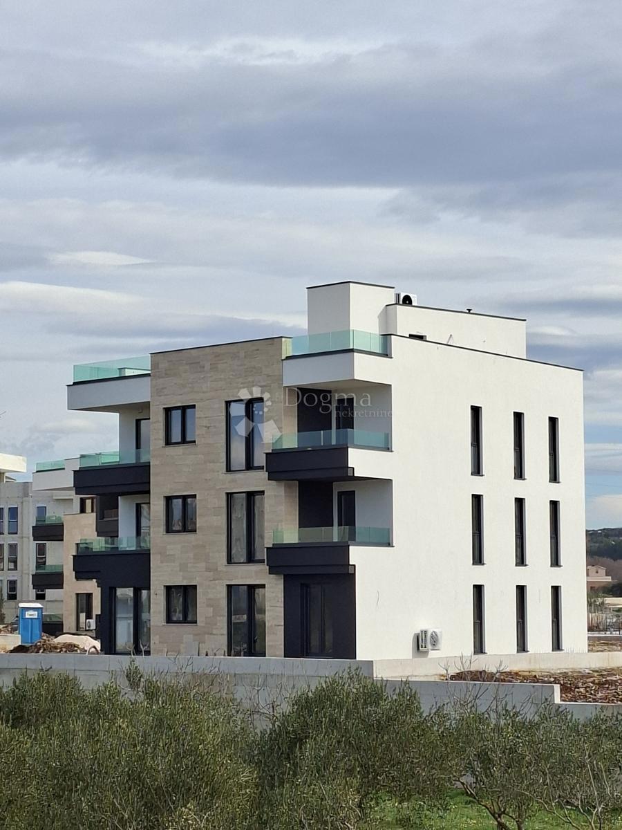 Stanovanje Crvene kuće, Zadar, 79,21m2