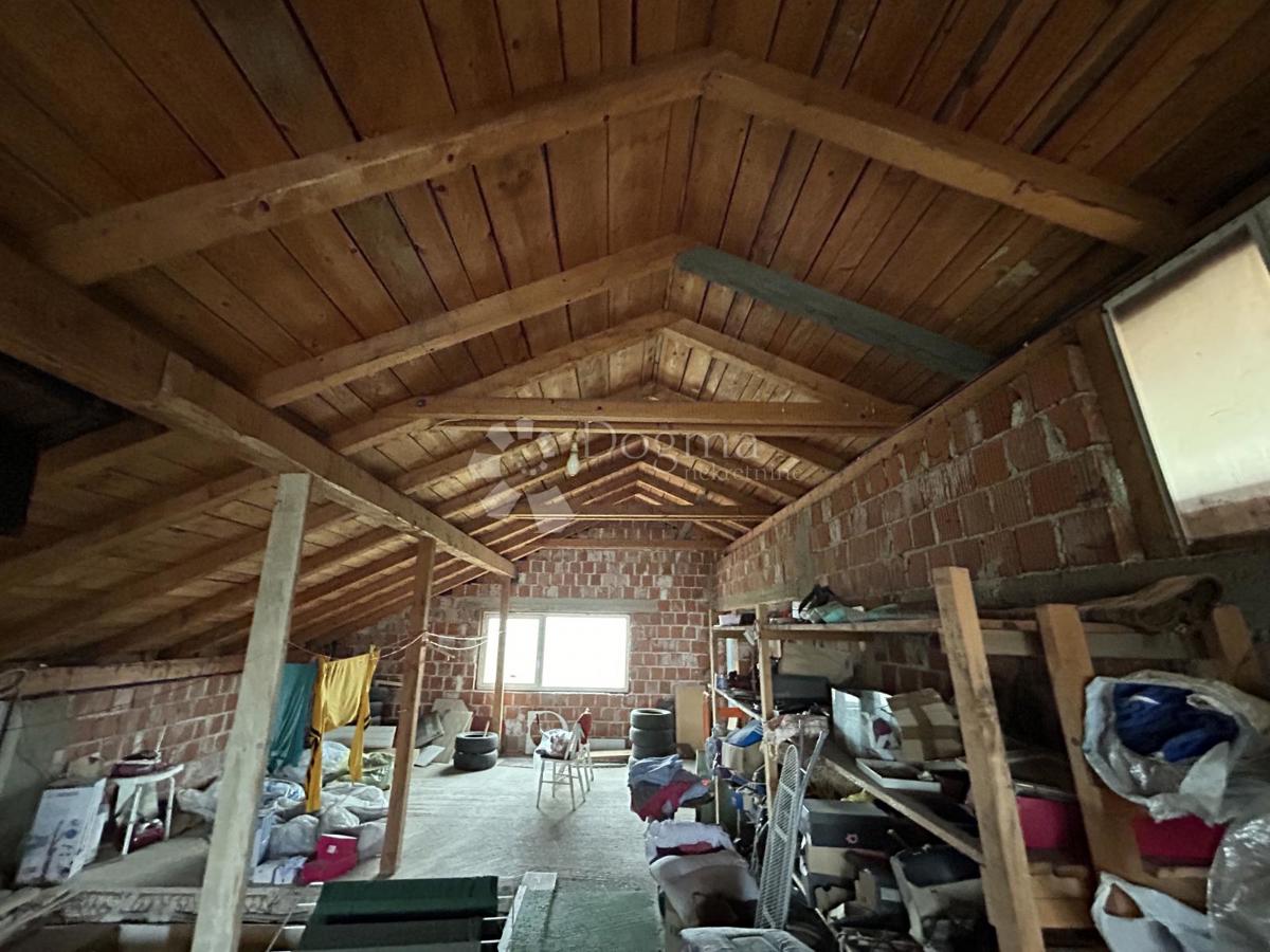 Hiša Kerestinec, Sveta Nedelja, 190m2