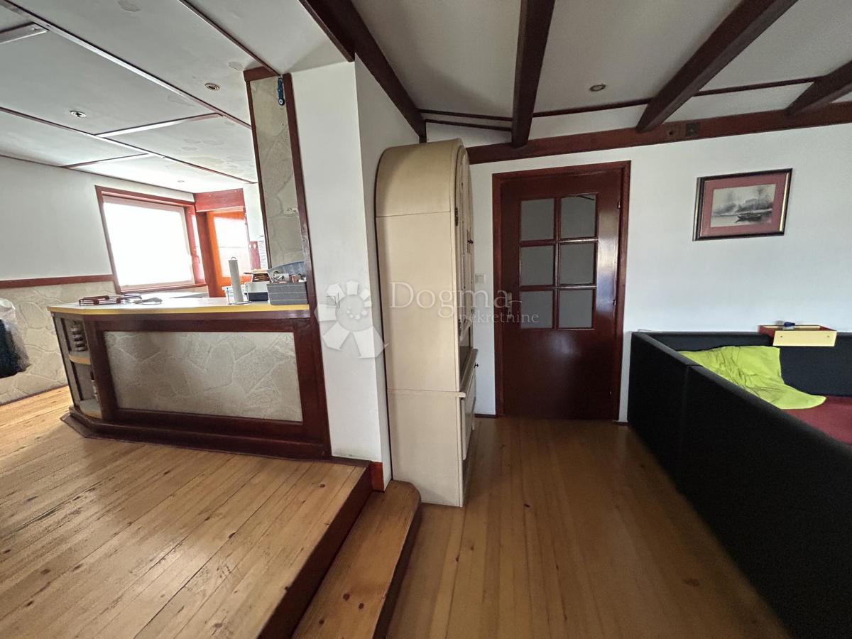 Hiša Kerestinec, Sveta Nedelja, 190m2