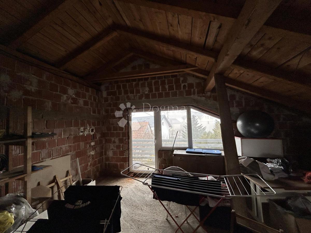 Hiša Kerestinec, Sveta Nedelja, 190m2