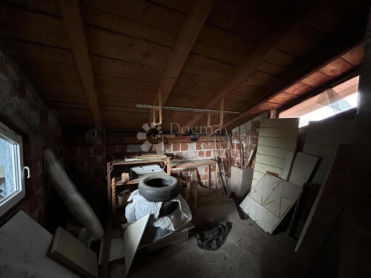 Hiša Kerestinec, Sveta Nedelja, 190m2